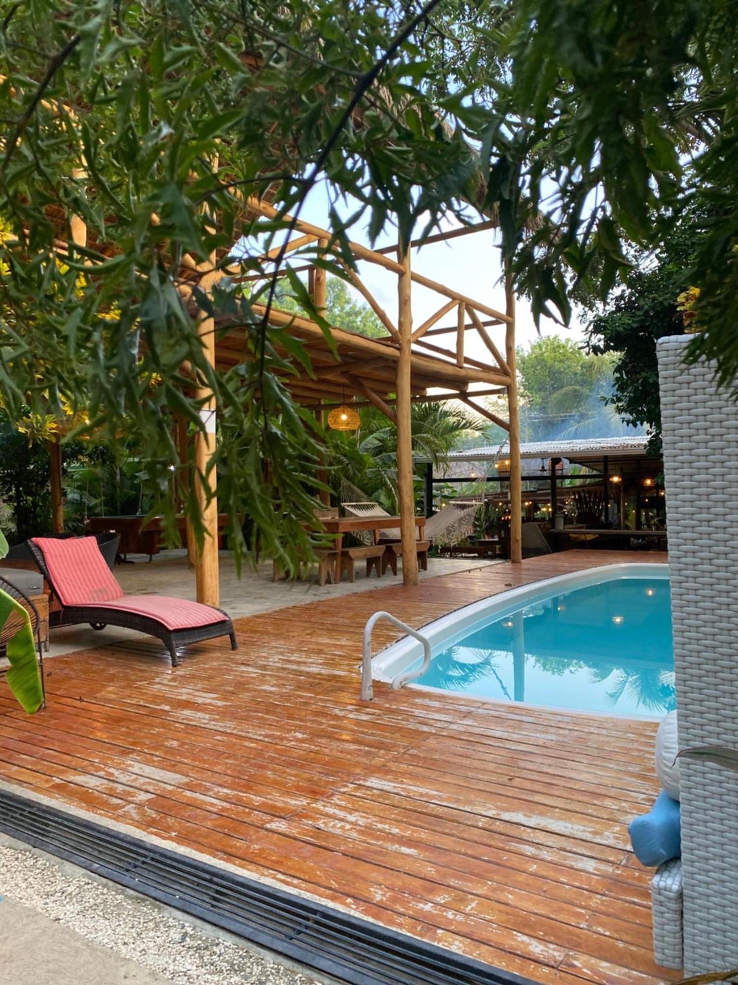 Cabinas Playa Surf Hostel